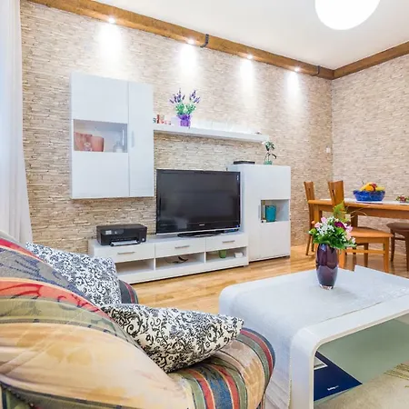 Dajana Apartman