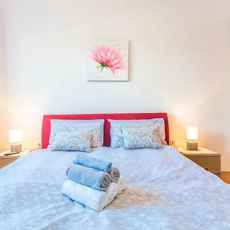 Dajana Appartement *